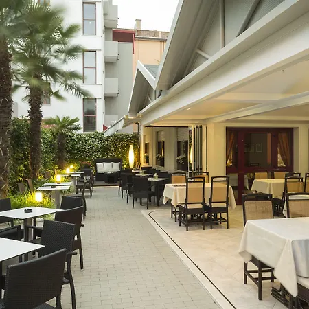 Imperia Hotel