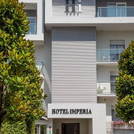 Imperia Hotel 3*