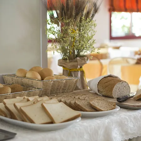 Imperia Szálloda 3*