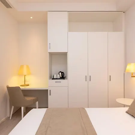 מלון Imperia לידו די ג'סולו